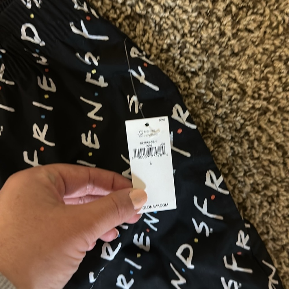 NWT Friends (the show) pajamas pants sz L - Picture 3 of 4